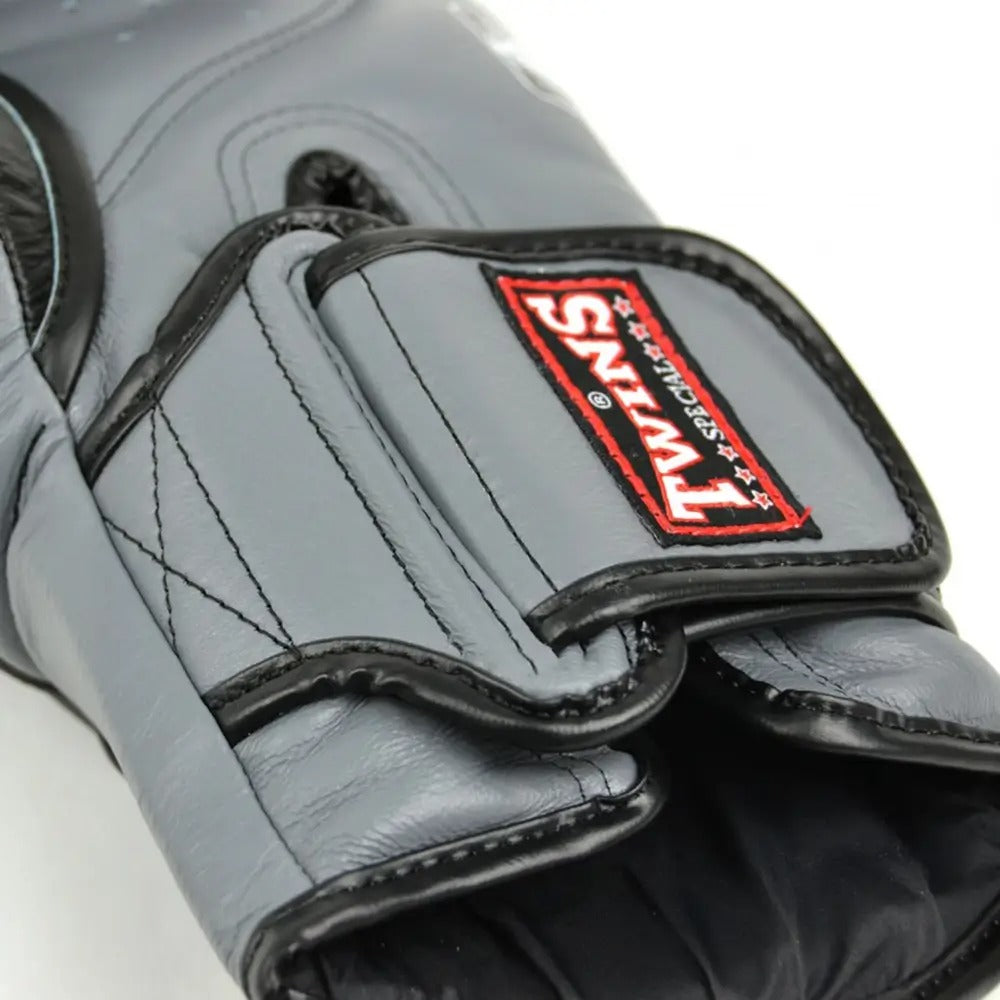 Twins BGVL6 Deluxe Sparring Gloves Grey/Black