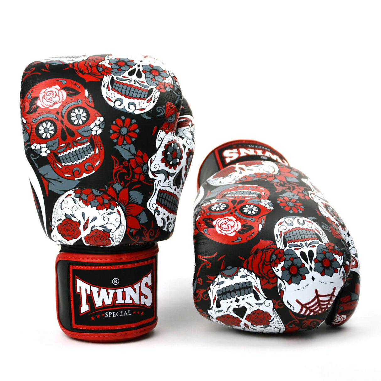 Twins FBGVL3-53 Skull Boxing Gloves - Red