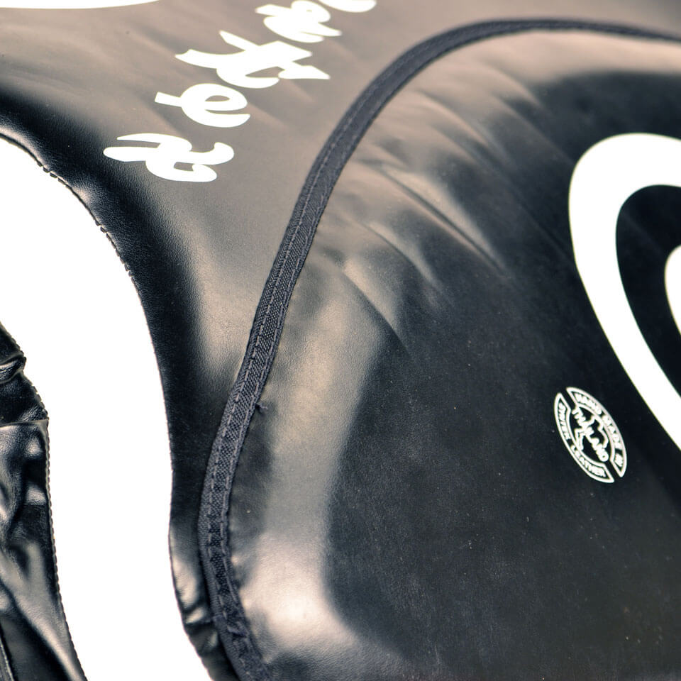 Fairtex TP3 Black Deluxe Thigh Pads